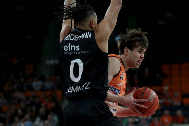 我们有些方 我们有些方