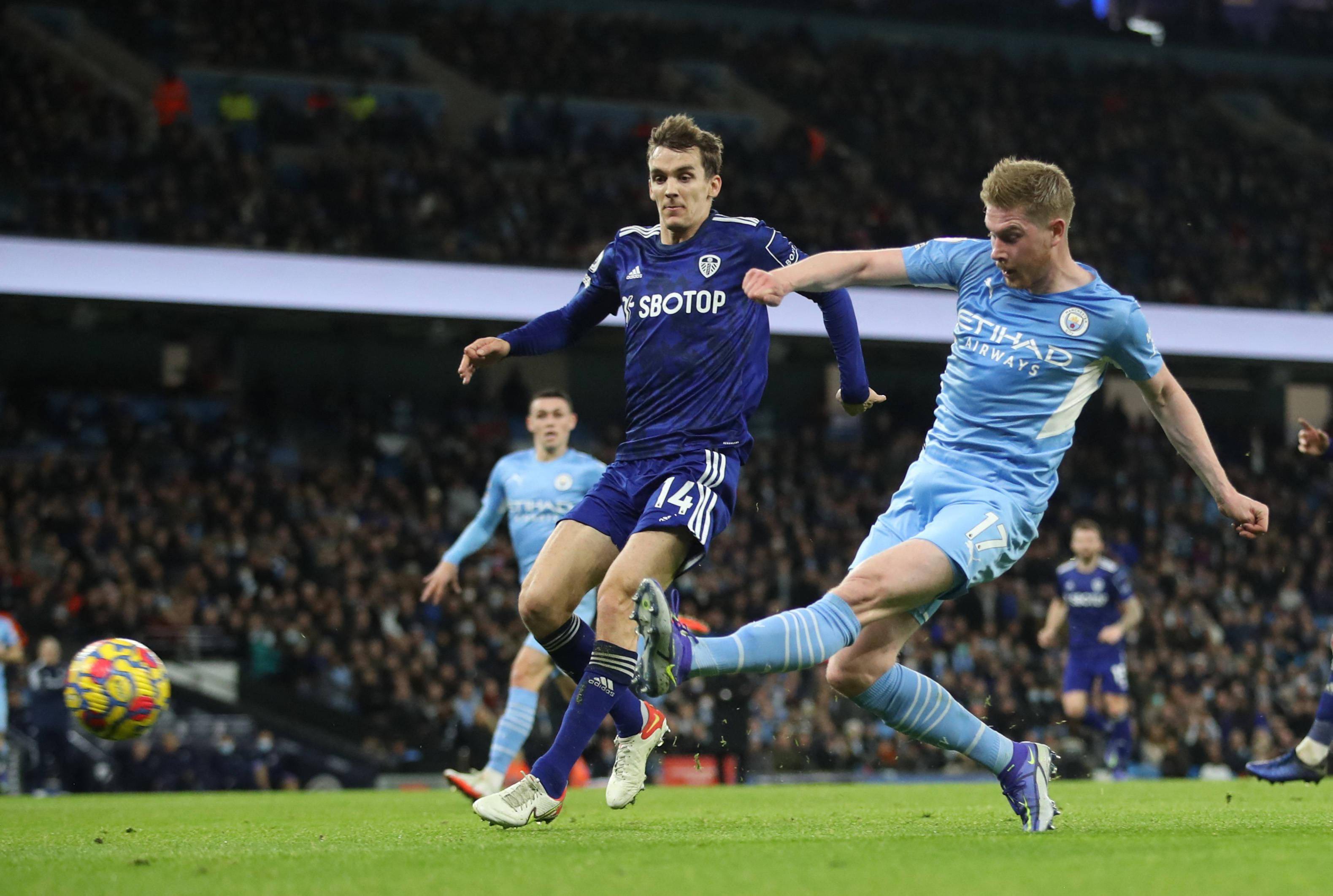 里争夺荣誉 里争夺荣誉