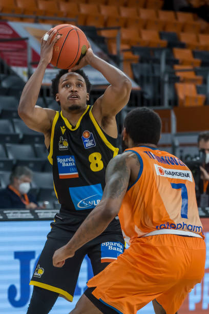 并迅速完成 并迅速完成